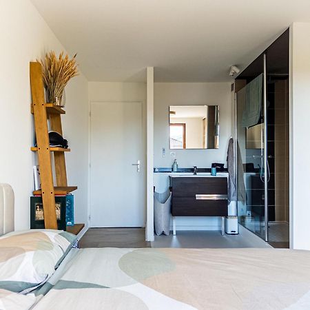 Appartement De Standing - Parking Prive Gex Exterior foto